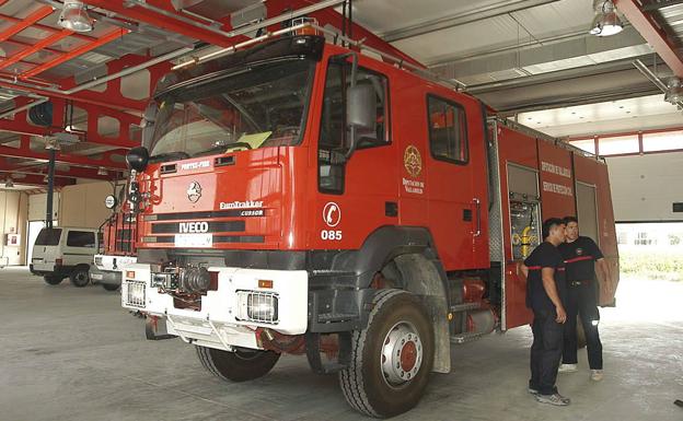 El presidente de la Diputación confirma que no cerrará el parque de bomberos de Tordesillas