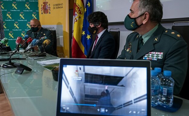 Los mejores dobles fondos de España para el tráfico de drogas se fabricaban en Ávila