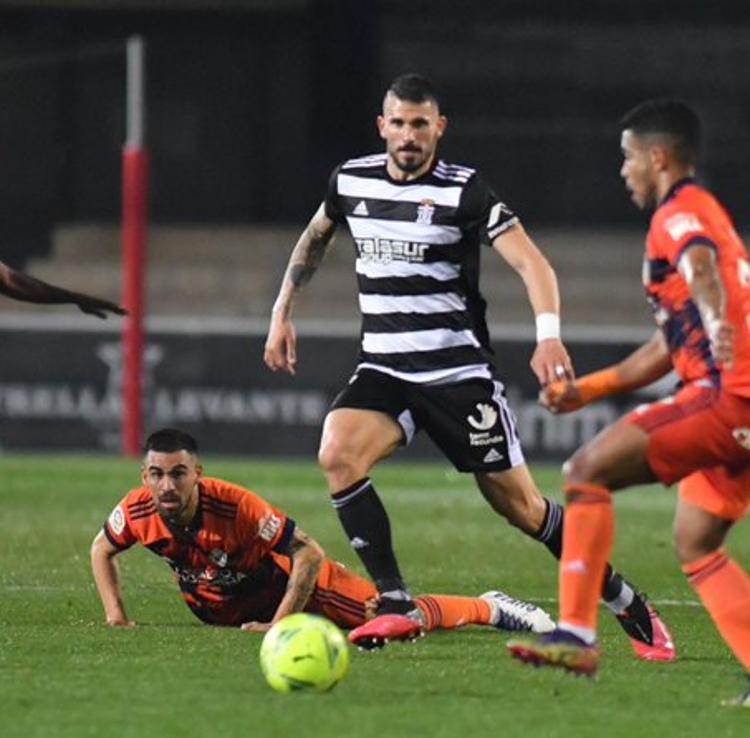 Vídeo: La Ponferradina empata de penalti en el descuento en Cartagena