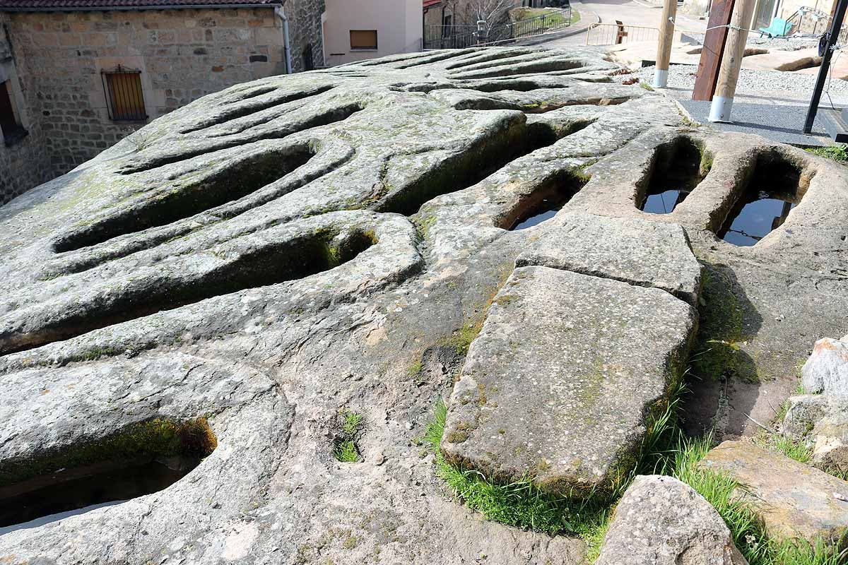 Regumiel se reconcilia con su pasado con la recuperación de la necrópolis