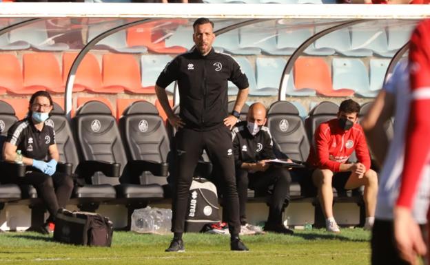 Hernán Pérez: «Si hacemos nuestro trabajo en la última jornada, Unionistas estará en una categoría superior la próxima temporada»