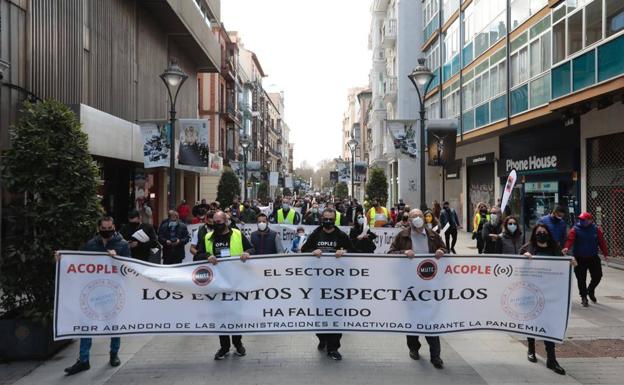 Un año sin verbenas: el sector pide «protocolos de seguridad para la reactivación cultural»