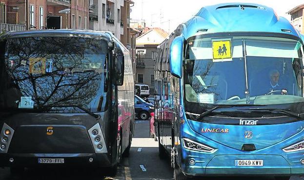 Asetra insiste en reclamar que se vacune a los conductores del transporte escolar