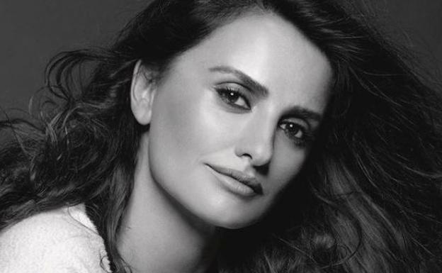 El truco del nuevo corte de pelo de Penélope Cruz