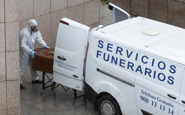 La covid-19 se cobra otra vida y eleva a 354 las muertes en un año de pandemia en el Hospital de Segovia