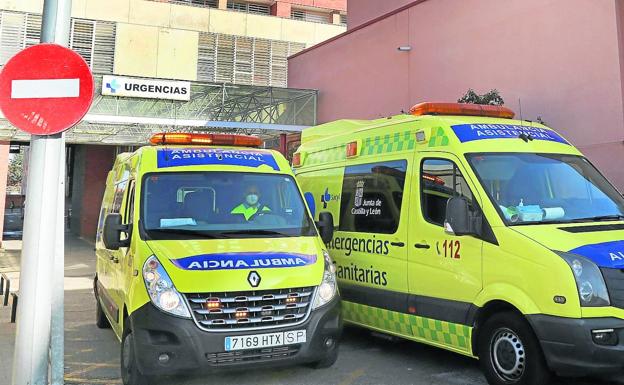 El Hospital de Palencia mantiene intubados en la UCI a 14 enfermos covid, más que en planta