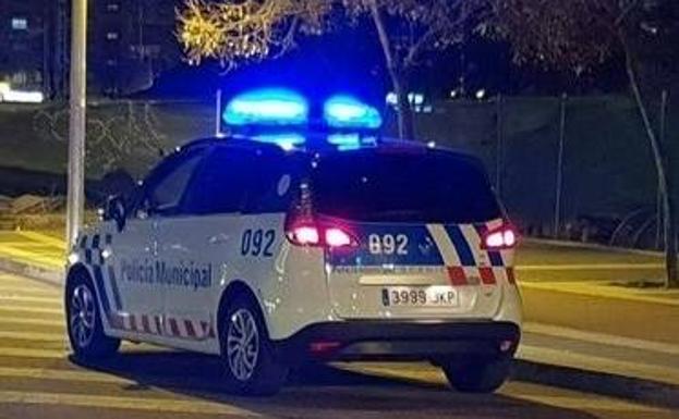 Provoca lesiones con un hacha a una persona a la que intentó robar el móvil en Valladolid
