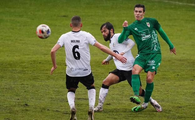 El Salamanca UDS, a por tres puntos de tranquilidad en el lugar donde subió a Segunda B