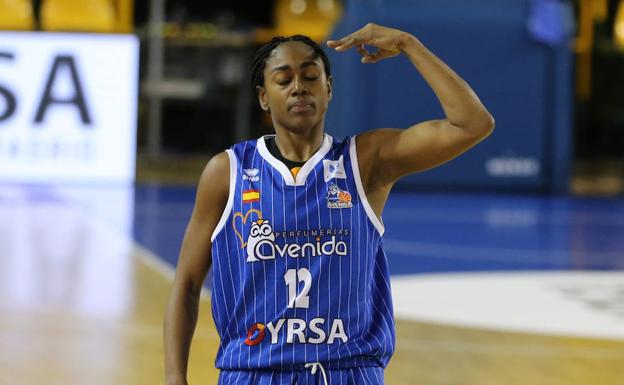 Tiffany Hayes sufre un esguince del ligamento lateral interno de su rodilla