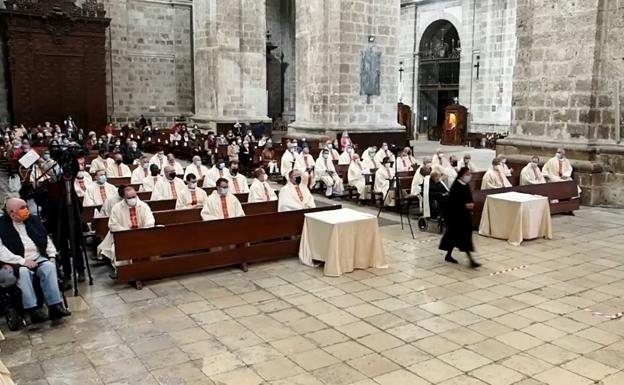 Sigue en directo la Misa Crismal desde la Catedral de Valladolid