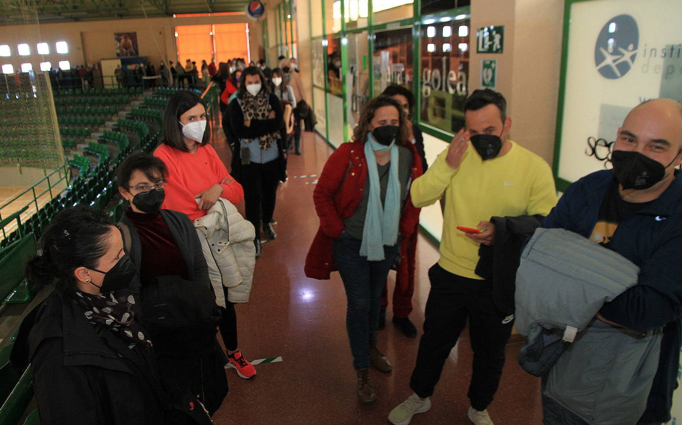 Los vecinos de Segovia capital, su alfoz y La Granja nacidos entre 1956 y 1958 se podrán vacunar esta Semana Santa