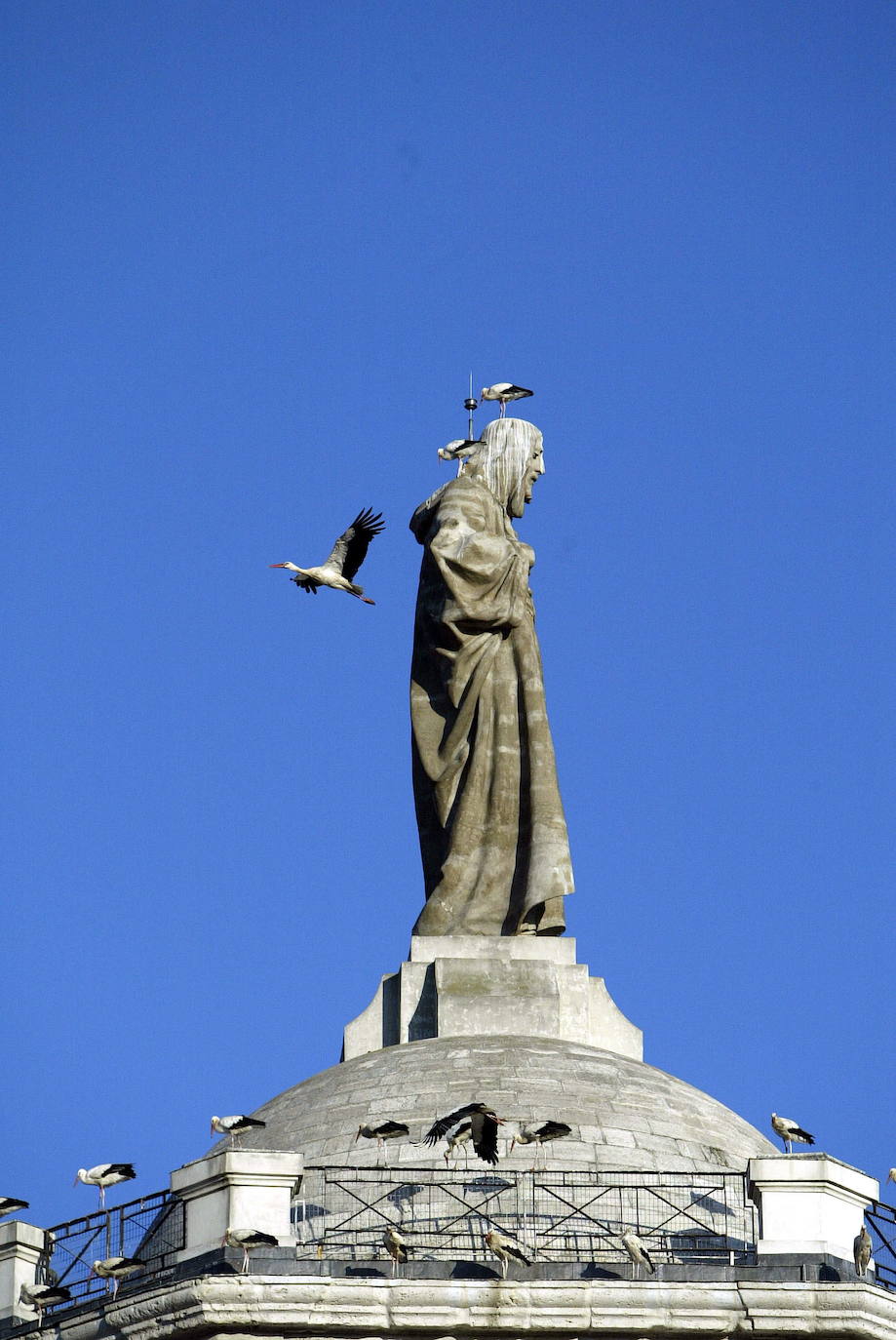 Tras la pista de Ramón Núñez, autor del Sagrado Corazón de la Torre de la Catedral