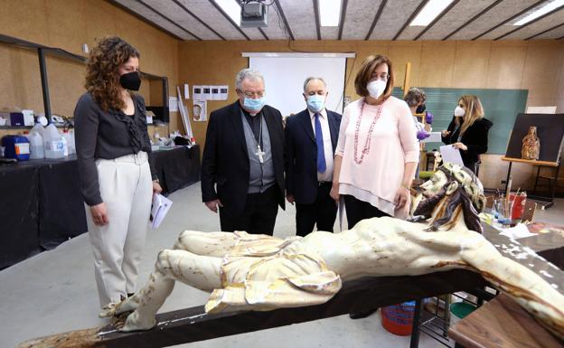 El taller diocesano de restauración de Palencia recuperará este curso medio centenar de obras de arte