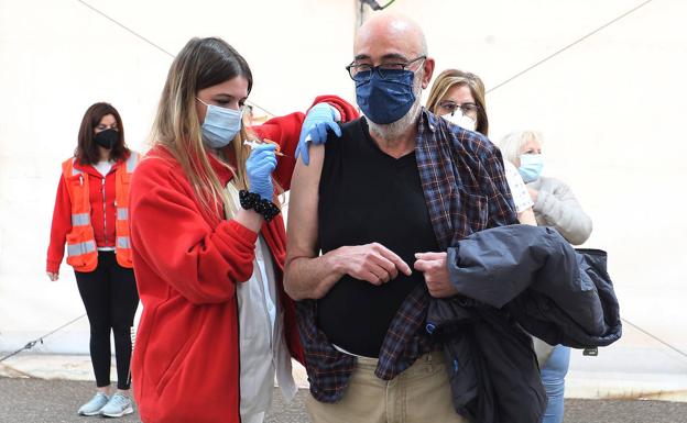 Las respuestas a las diez preguntas más frecuentes sobre la vacunación masiva que empieza el lunes en Valladolid