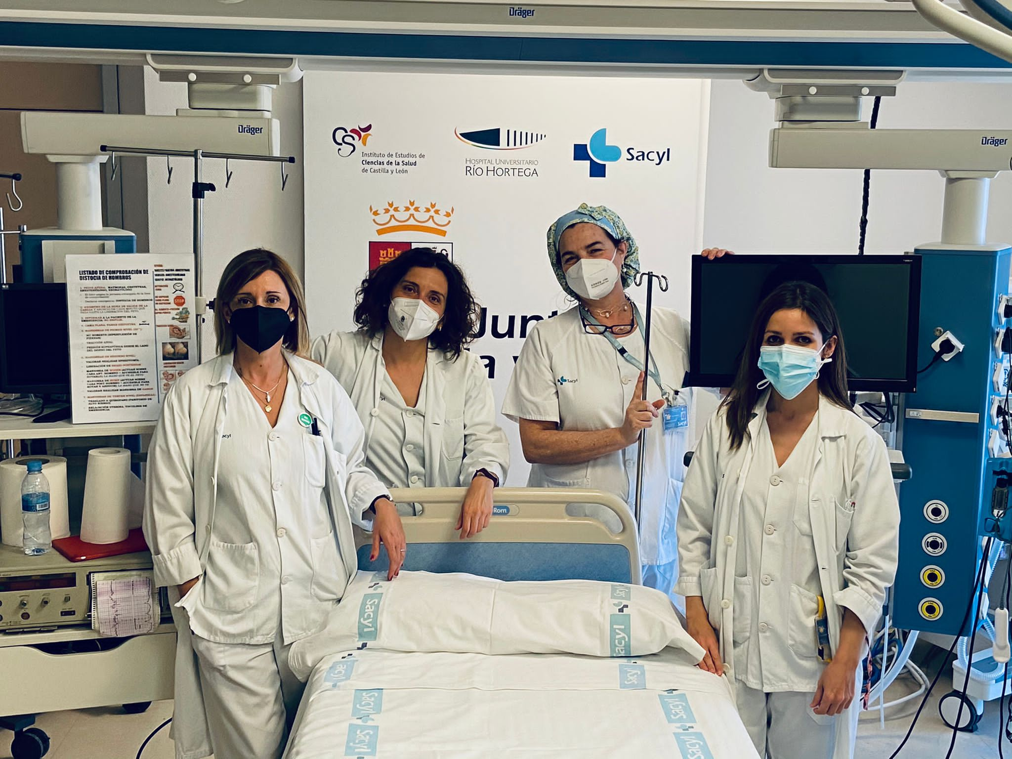 Entrenamiento de profesionales sanitarios con el simulador en Emergencias Obstétricas del Hospital Río Hortega de Valladolid