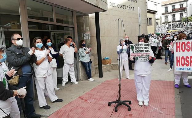 La Plataforma en Defensa de la Sanidad de Béjar traslada sus reivindicaciones a la capital salmantina