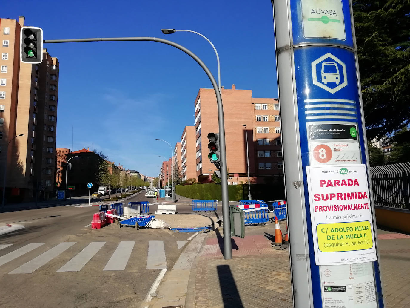 Aquavall repara la tubería que reventó en Parquesol