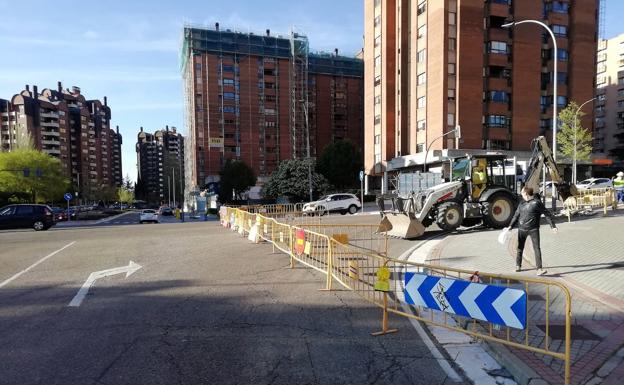La subida de Parquesol en Valladolid estará cortada los próximos días para reparar la tubería fracturada el lunes