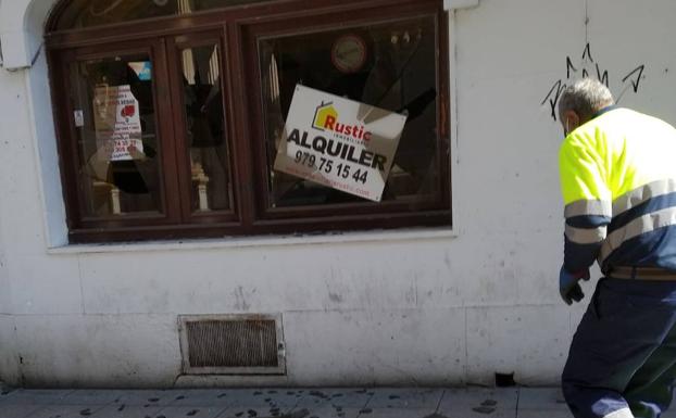 Detenida por romper los cristales y causar destrozos en un local en alquiler en Palencia