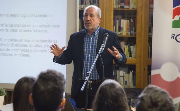 El virólogo vallisoletano Mariano Esteban Rodríguez, Premio Castilla y León de Investigación Científica y Técnica e Innovación