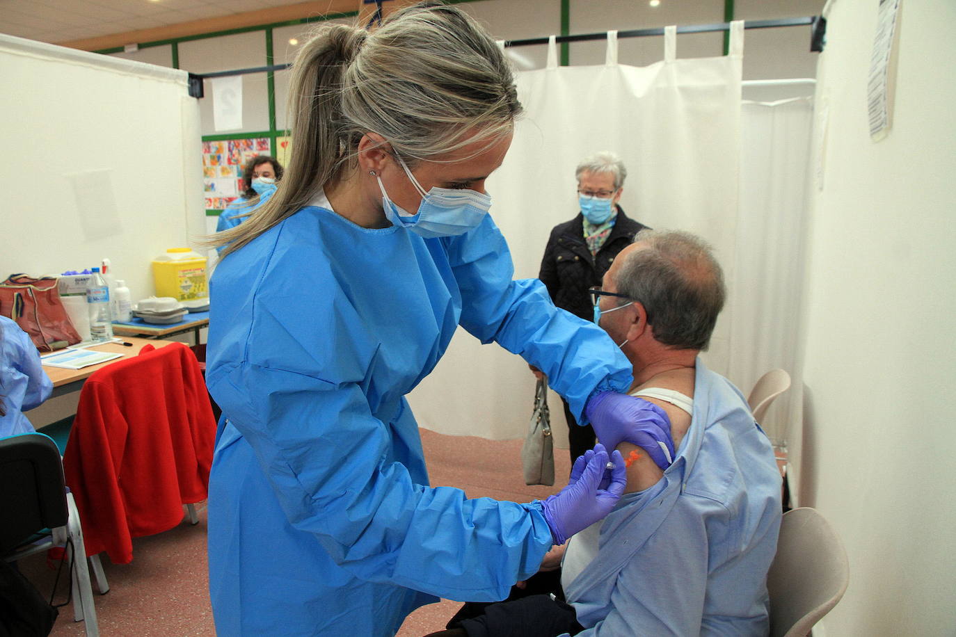 Sanidad vacunará la próxima semana en Segovia con Pfizer y Moderna a los nacidos entre 1942 y 1949