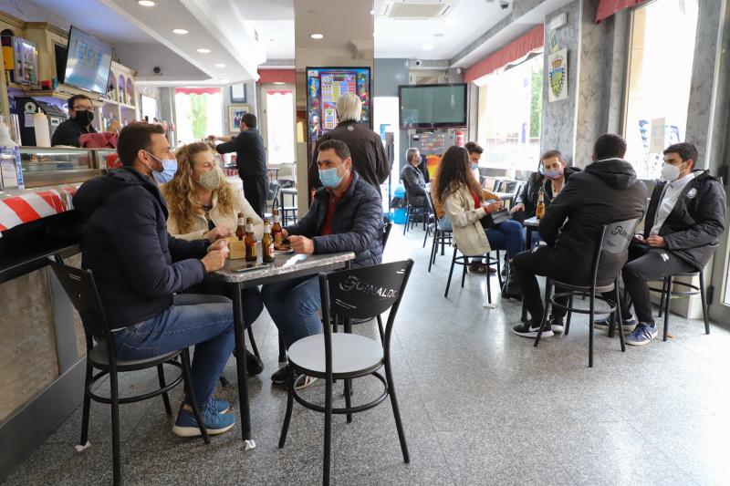 La Junta confirma el cierre del interior de la hostelería en Salamanca capital, Béjar y Villares de la Reina
