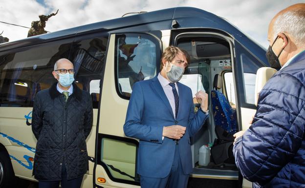 El transporte gratuito llegará en un año a todo el medio rural en Castilla y León