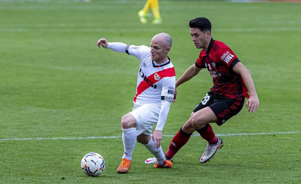 Vídeo: El Mirandés frena en Vallecas la racha del Rayo