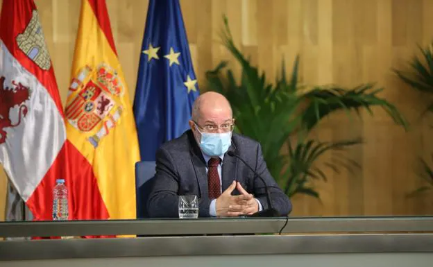 La Junta volverá a los tribunales si se mantienen las salidas de papeles del Archivo de Salamanca sin explicaciones