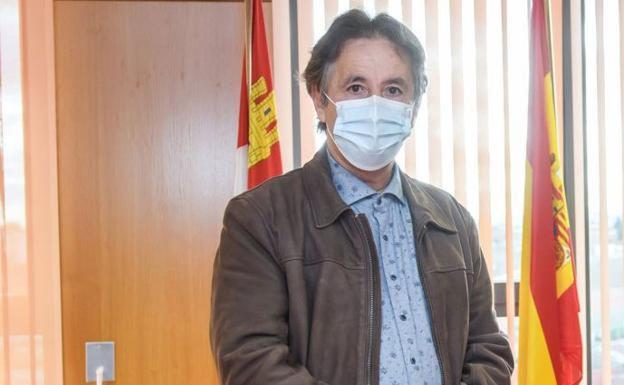 El alcalde de un pueblo de León se vacunó irregularmente según un informe de Atención Primaria