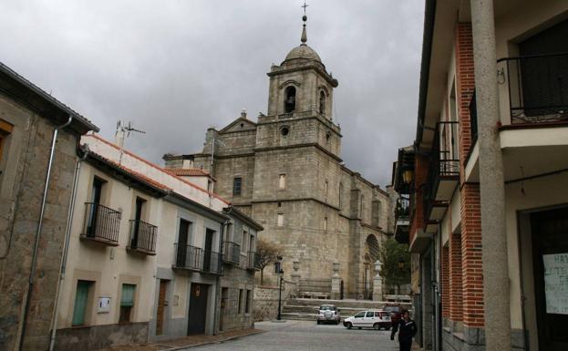 Detenidos por robar 900 euros a dos ancianos cuando sacaban dinero de un cajero automático de Villacastín