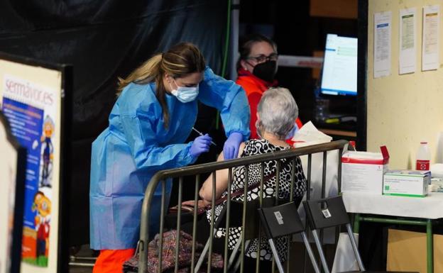 Salamanca recibirá esta semana 25.260 vacunas de las casi 168.000 que llegarán a Castilla y León