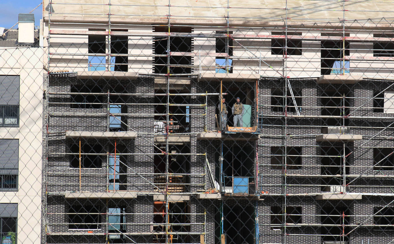 El acceso a la primera vivienda se produce de media en Segovia a los 35 años