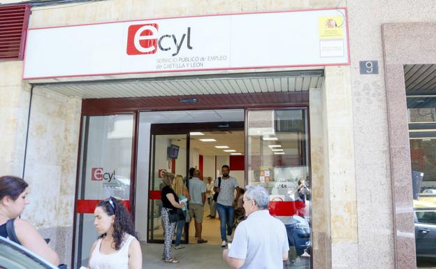 La EPA refleja que Salamanca cuenta con 4.500 parados más que hace un año y ha destruido 4.900 empleos