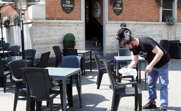 Los hosteleros de Valladolid piden a la Junta que reabra el interior de los locales de «manera inmediata»