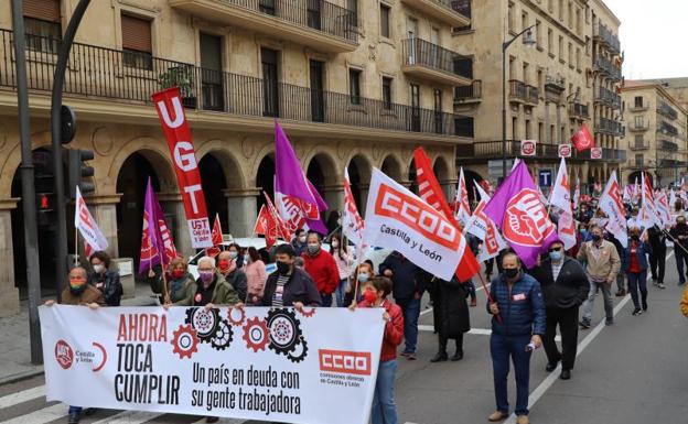 Los sindicatos auguran «tiempos duros» para los trabajadores en un 1º de Mayo que volvió a la calle en Salamanca