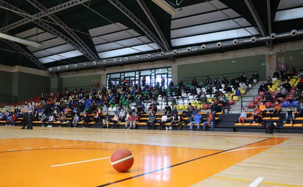 El Aquimisa Carbajosa se juega en casa seguir en LEB Plata tras su empate con el Hozono Global