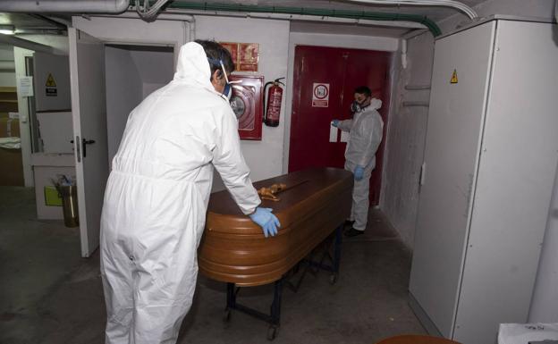 Mayo empieza de luto por un nuevo fallecimiento por covid en Segovia