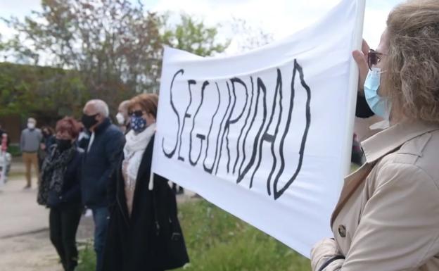 Matapozuelos exige justicia para el joven muerto hace dos años, arrollado por un tren