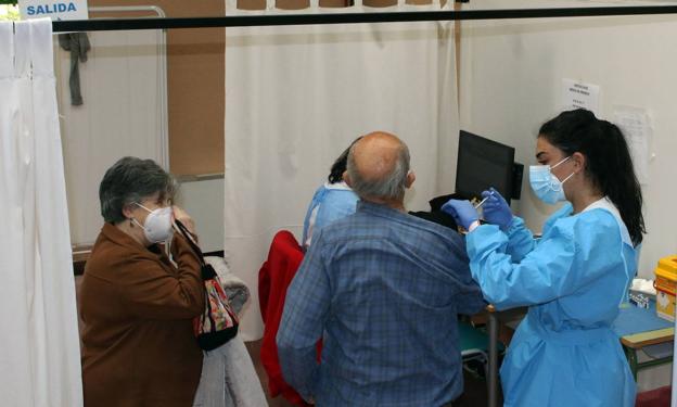 Segovia ralentiza el ritmo de vacunación frente a la covid un 14,5% en esta semana