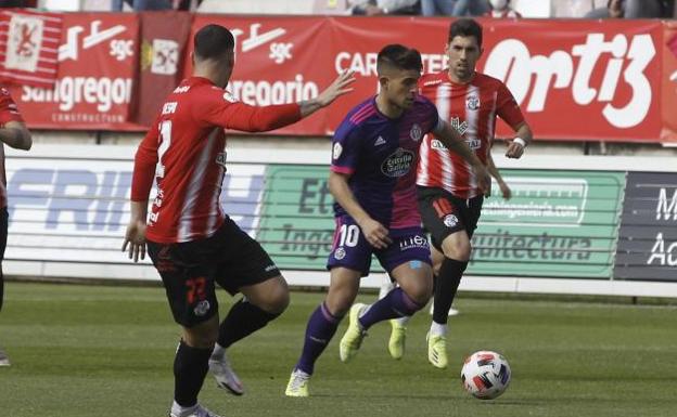 El Real Valladolid Promesas pierde el paso en Zamora y ve alejarse el 'play-off'