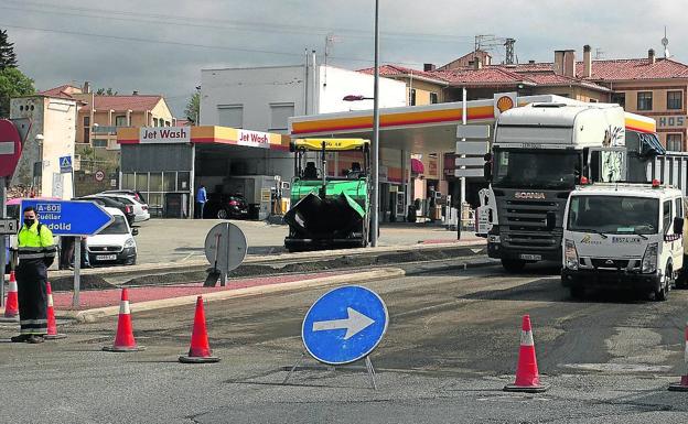 La CL-601 sigue hoy cortada al tráfico a su paso por La lastrilla