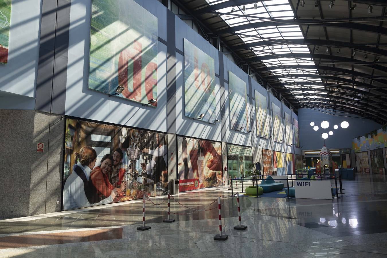 La desoladora imagen del centro comercial Equinoccio Zaratán