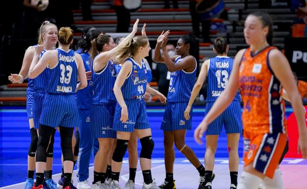 Una Liga Femenina en 40 minutos... o 45 en Würzburg entre el CB Avenida y el Valencia Basket