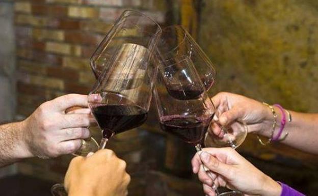 Ribera del Duero se suma al Día Movimiento Vino DO en las redes sociales con el hashtag #VinoDOJoya