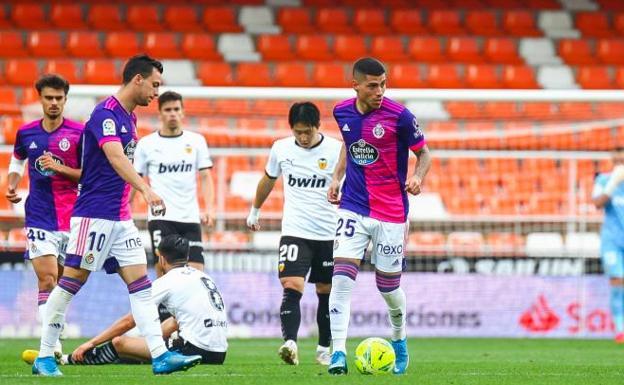 Uno a uno del Real Valladolid ante el Valencia: Olaza aparece como el blanquivioleta más destacado