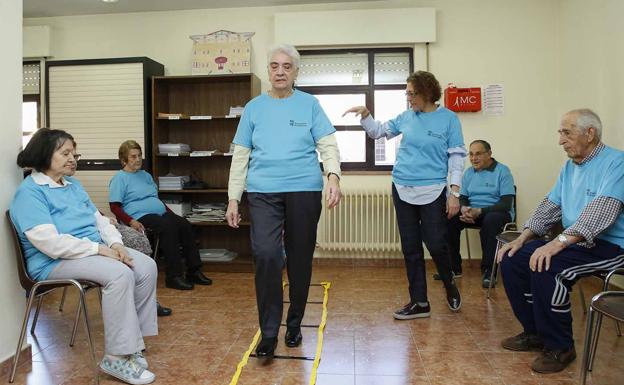 El Ayuntamiento de Carbajosa retoma las clases de gimnasia para mayores