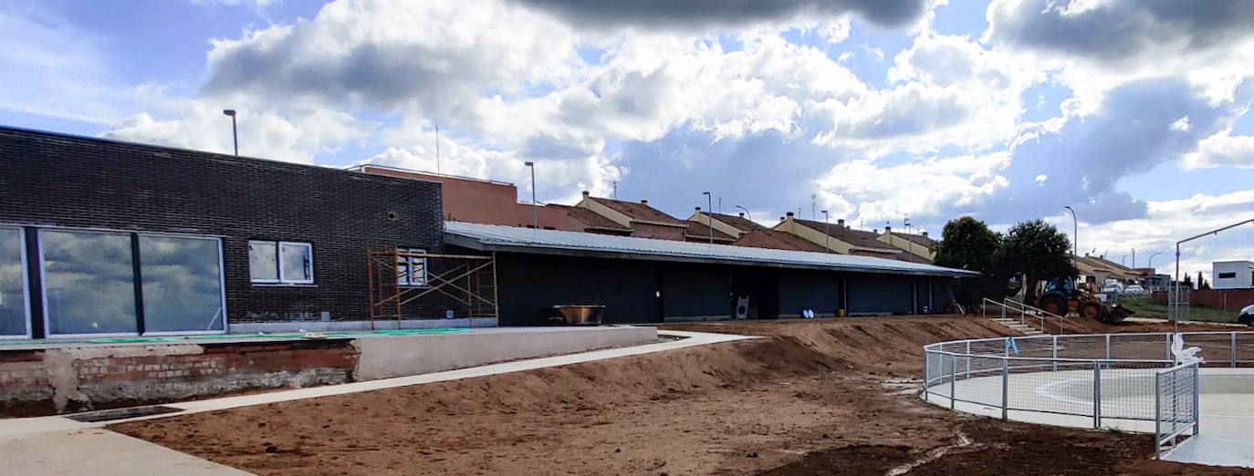 Carrascal de Barregas adjudica la cafetería de las piscinas