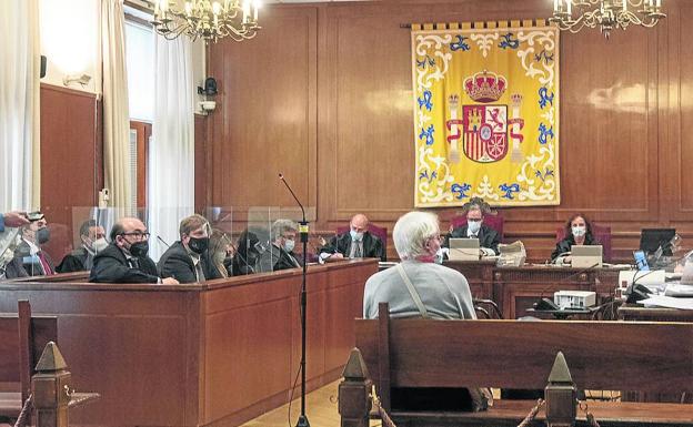 El acusado de provocar la explosión de la calle Coca se enfrenta a dos años y cinco meses de cárcel