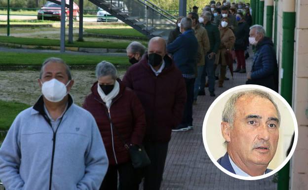 «Con una bandeja de Pfizer a la semana no llegamos al 70% en el tiempo que dice el Gobierno»